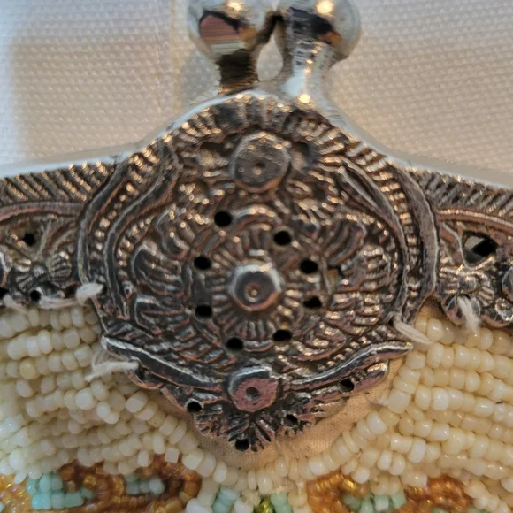 Vintage Beaded Floral Handbag Beautiful Colors, Pink, Green, Blue, and Gold - Picture 7 of 16